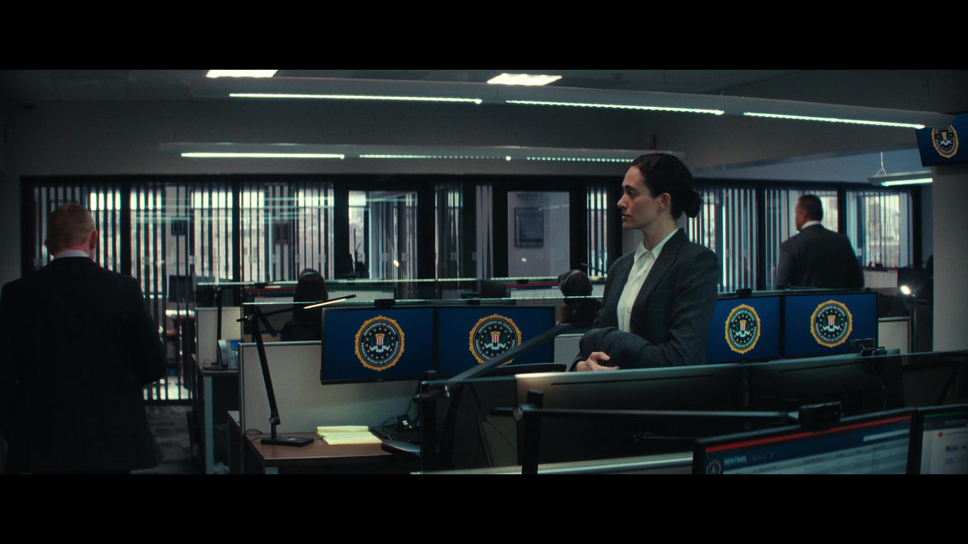 Furious_S01E01_The_Gorgon_1080p_ERW_004615.jpg
