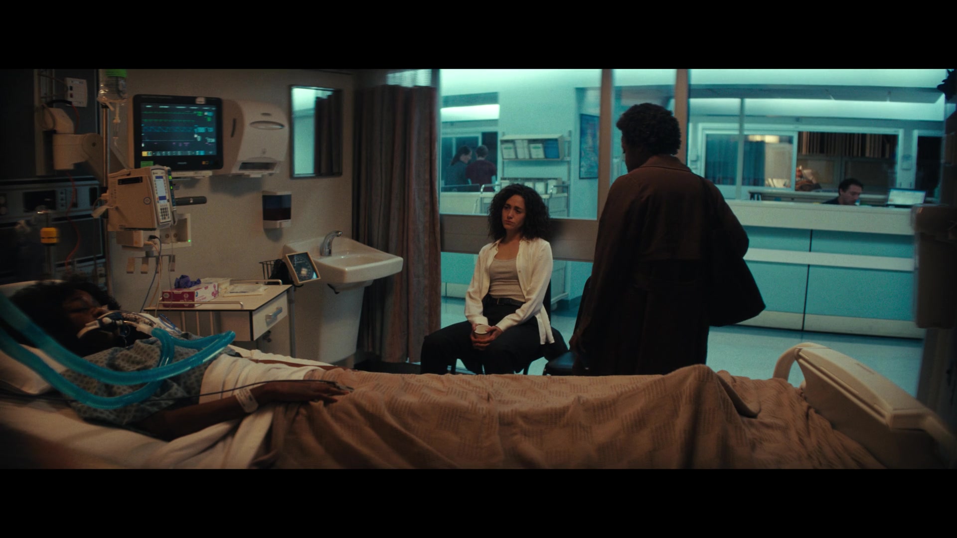 Furious_S01E01_The_Gorgon_1080p_ERW_005219.jpg