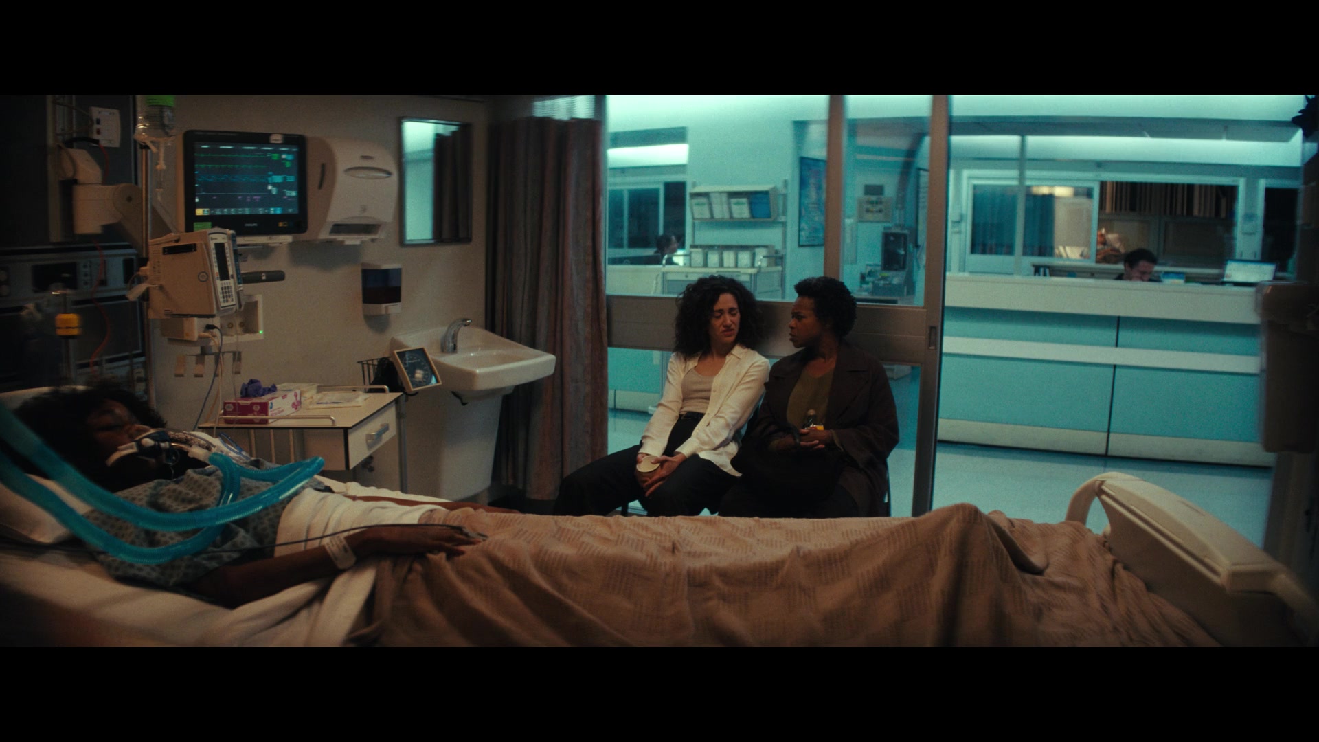 Furious_S01E01_The_Gorgon_1080p_ERW_005941.jpg