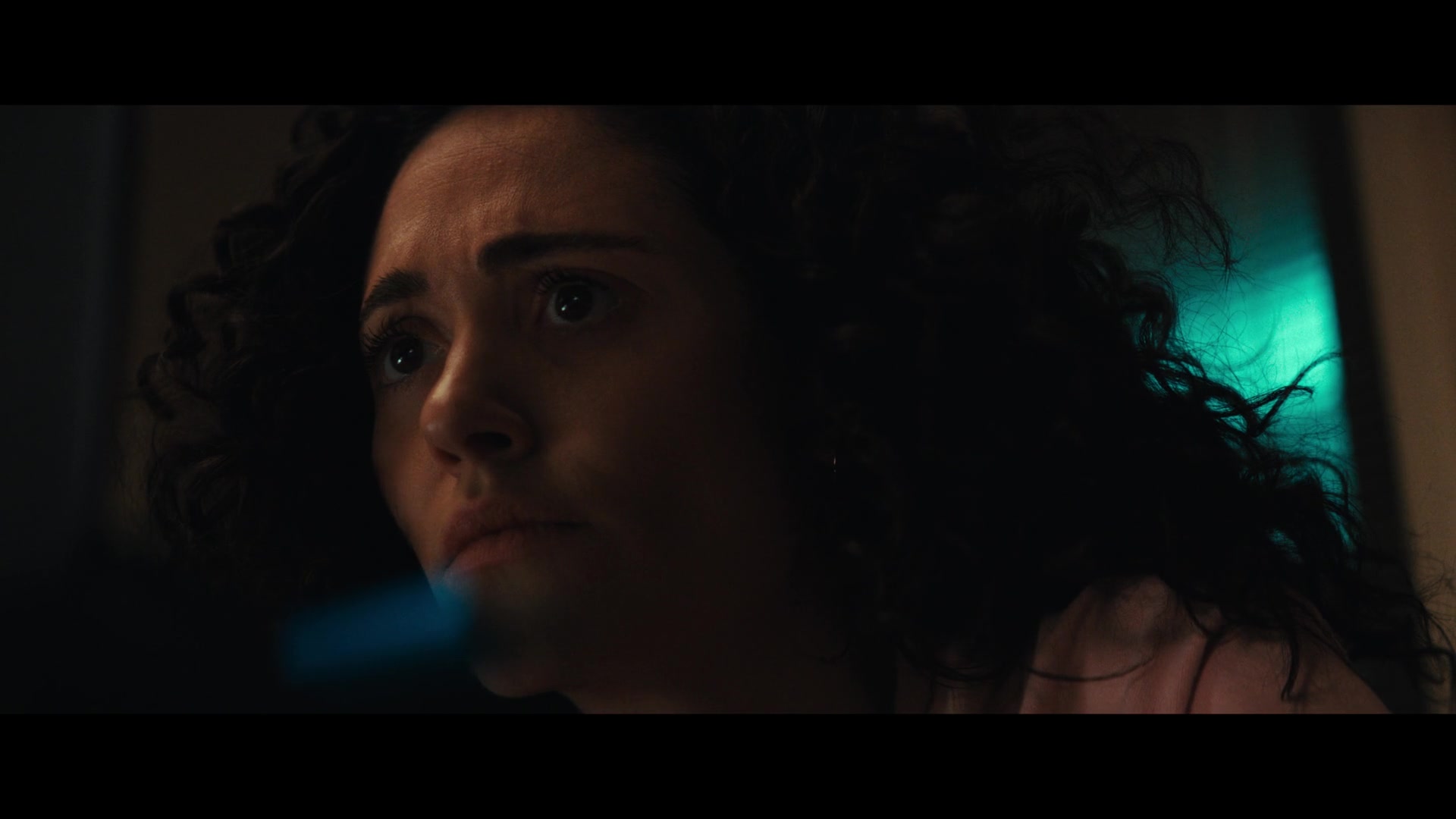 Furious_S01E01_The_Gorgon_1080p_ERW_006396.jpg