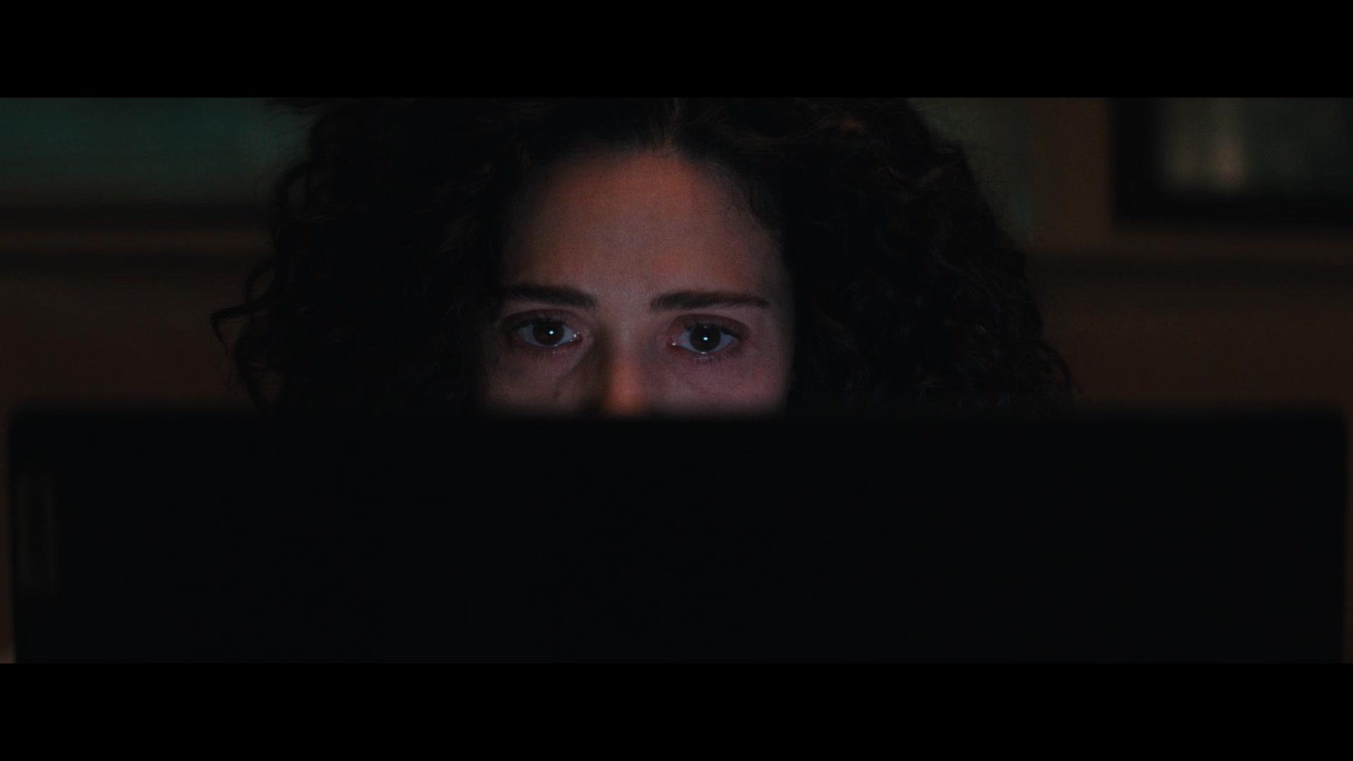 Furious_S01E01_The_Gorgon_1080p_ERW_006632.jpg