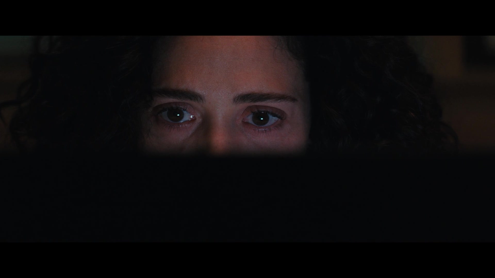Furious_S01E01_The_Gorgon_1080p_ERW_006645.jpg