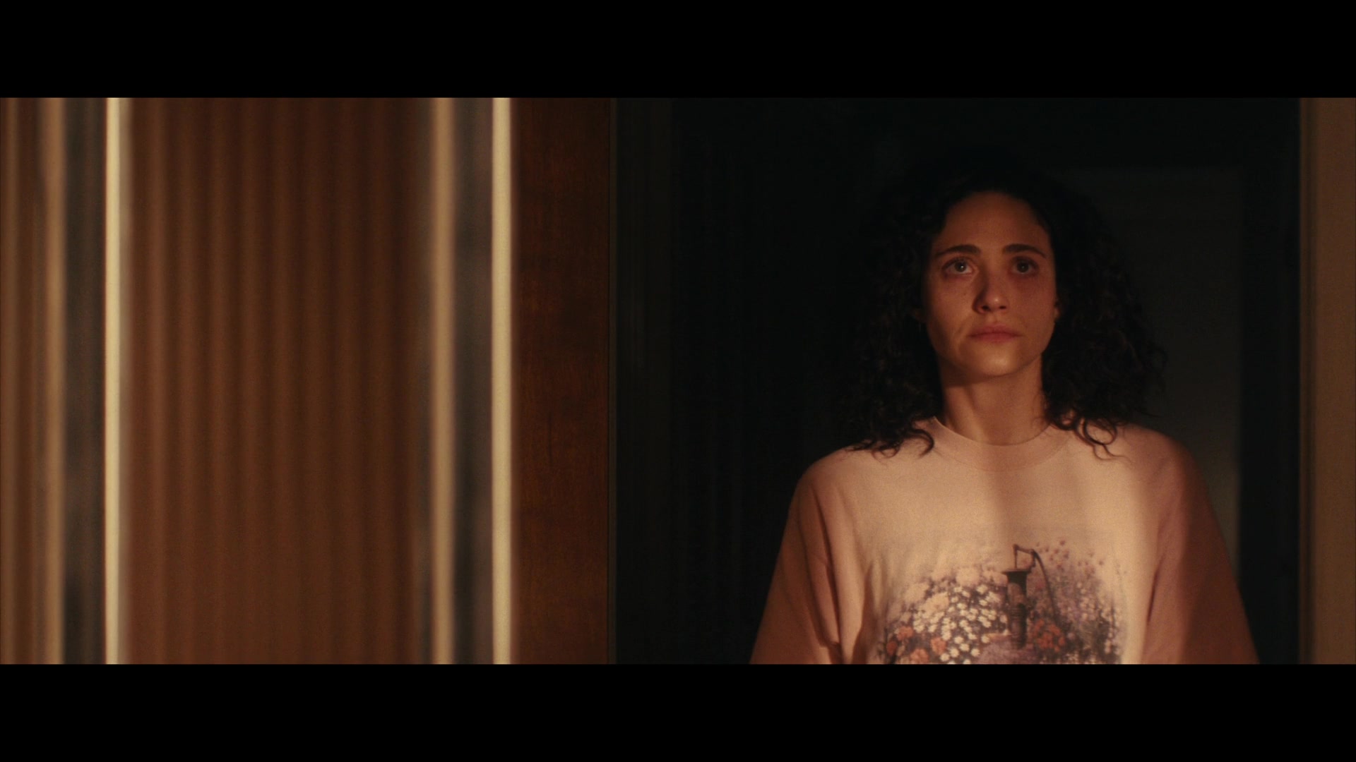 Furious_S01E02_My_Life_Had_Stood_A_Loaded_Gun_1080p_ERW_000238.jpg