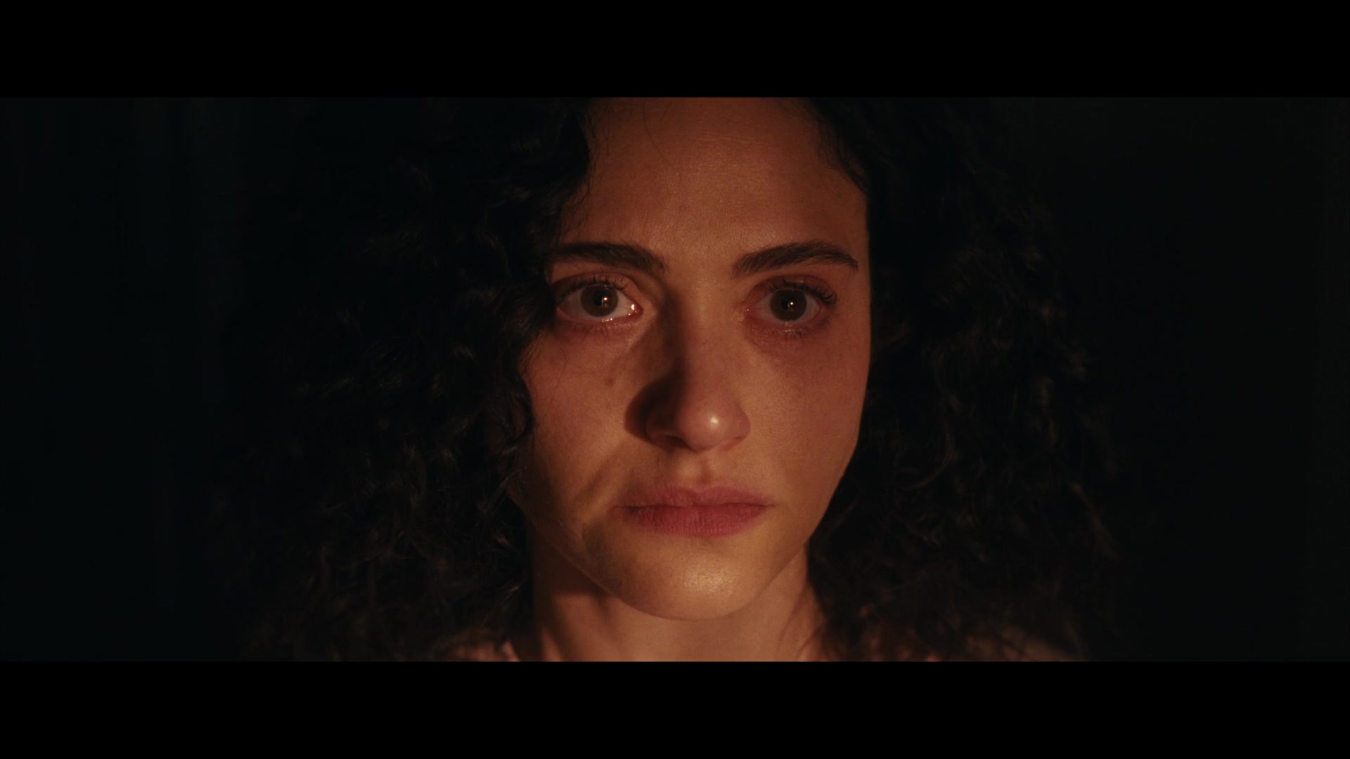 Furious_S01E02_My_Life_Had_Stood_A_Loaded_Gun_1080p_ERW_000275.jpg