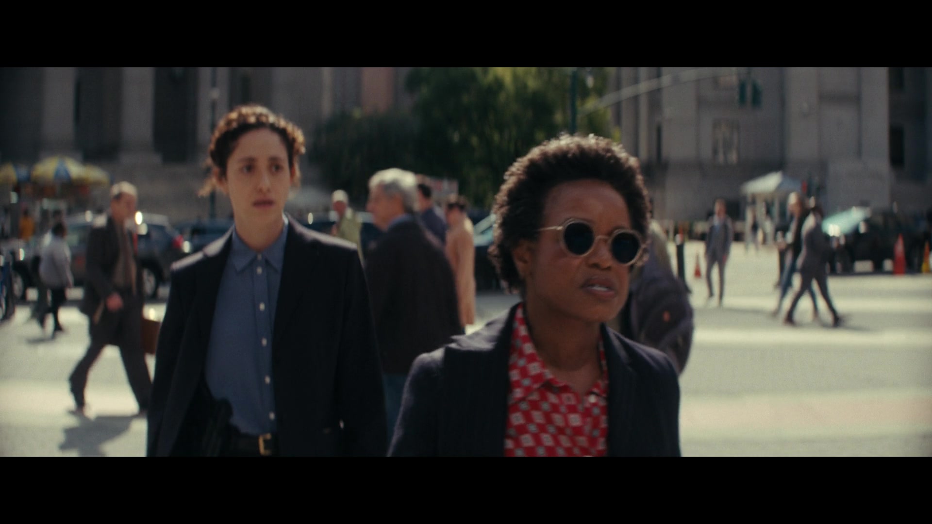 Furious_S01E02_My_Life_Had_Stood_A_Loaded_Gun_1080p_ERW_001553.jpg
