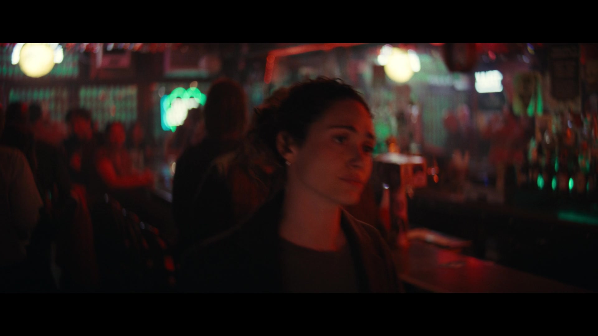 Furious_S01E02_My_Life_Had_Stood_A_Loaded_Gun_1080p_ERW_002361.jpg