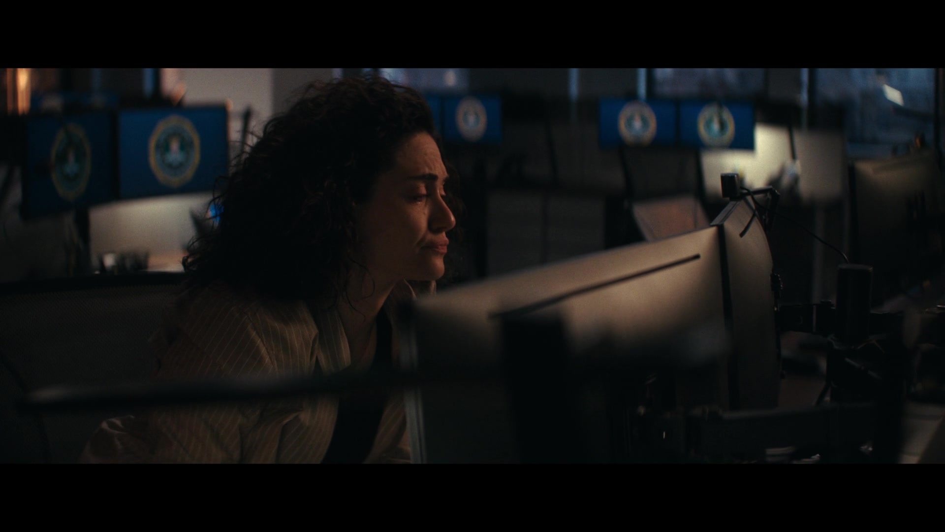 Furious_S01E02_My_Life_Had_Stood_A_Loaded_Gun_1080p_ERW_002457.jpg