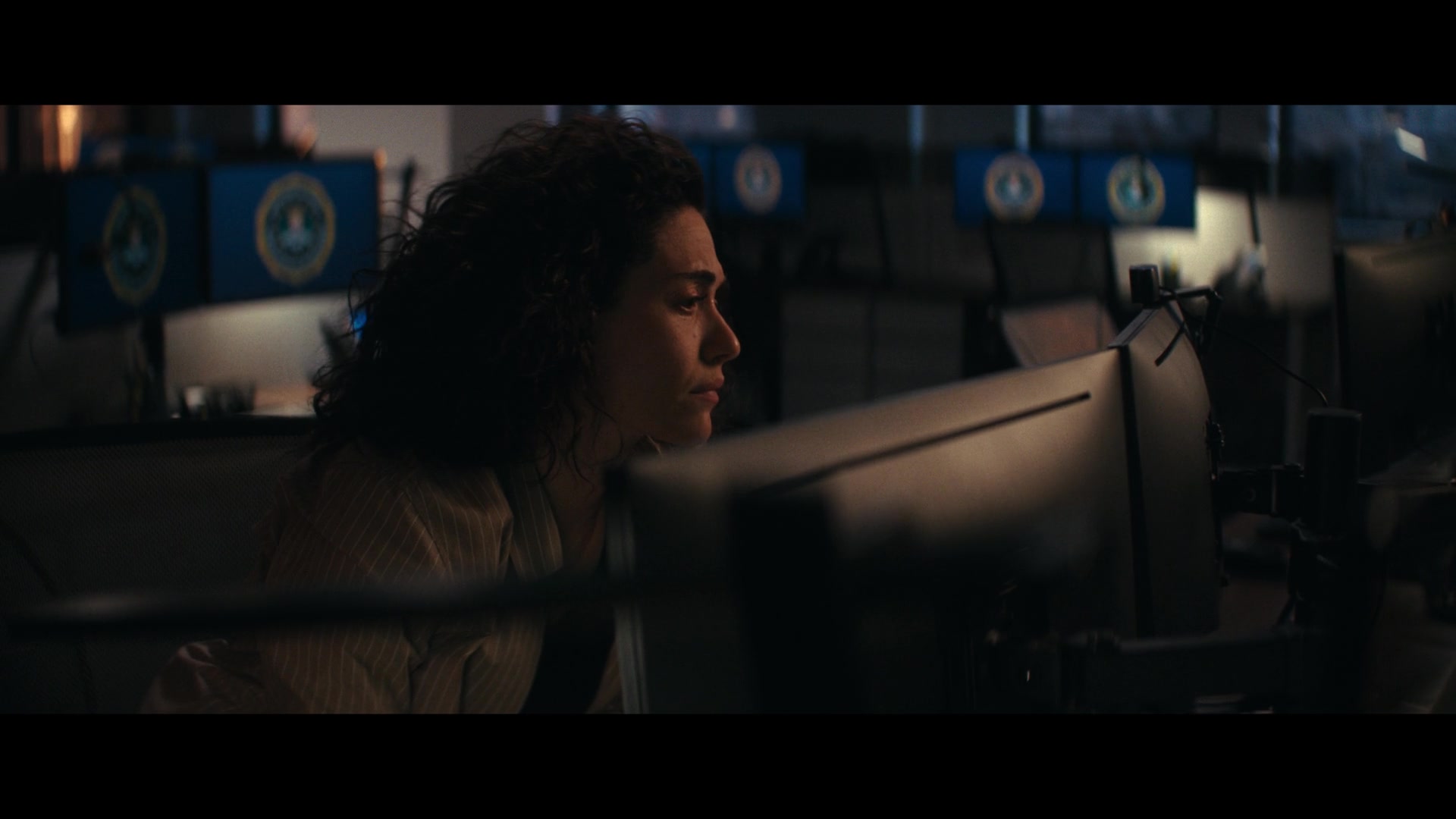Furious_S01E02_My_Life_Had_Stood_A_Loaded_Gun_1080p_ERW_002459.jpg