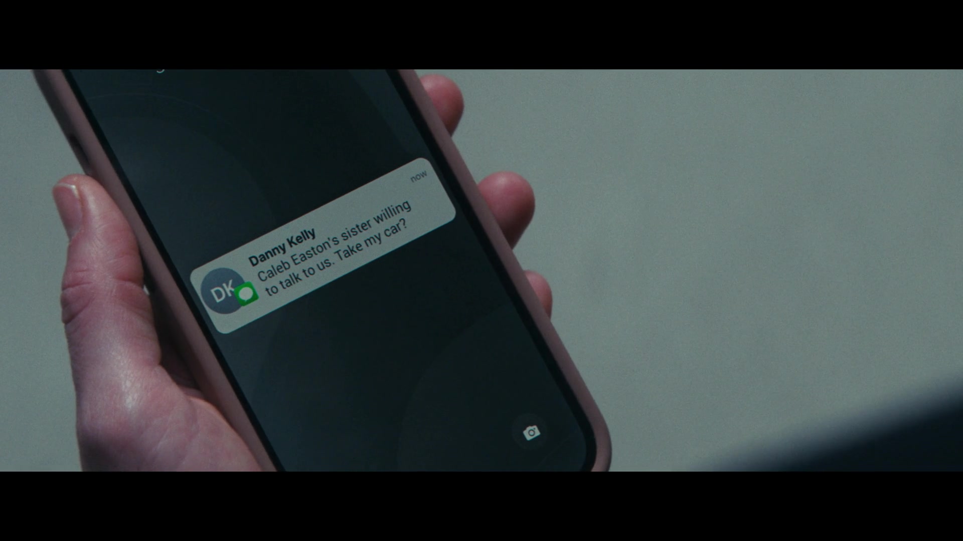 Furious_S01E02_My_Life_Had_Stood_A_Loaded_Gun_1080p_ERW_002602.jpg