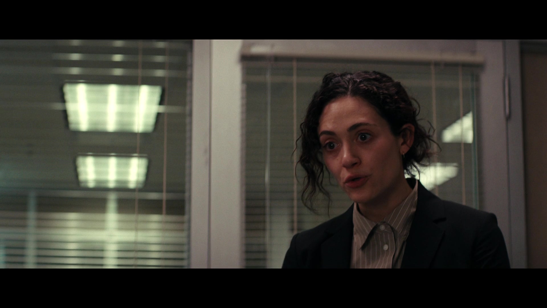 Furious_S01E02_My_Life_Had_Stood_A_Loaded_Gun_1080p_ERW_002637.jpg