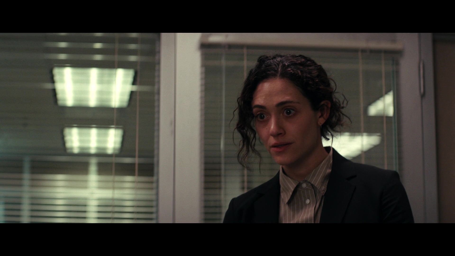 Furious_S01E02_My_Life_Had_Stood_A_Loaded_Gun_1080p_ERW_002643.jpg
