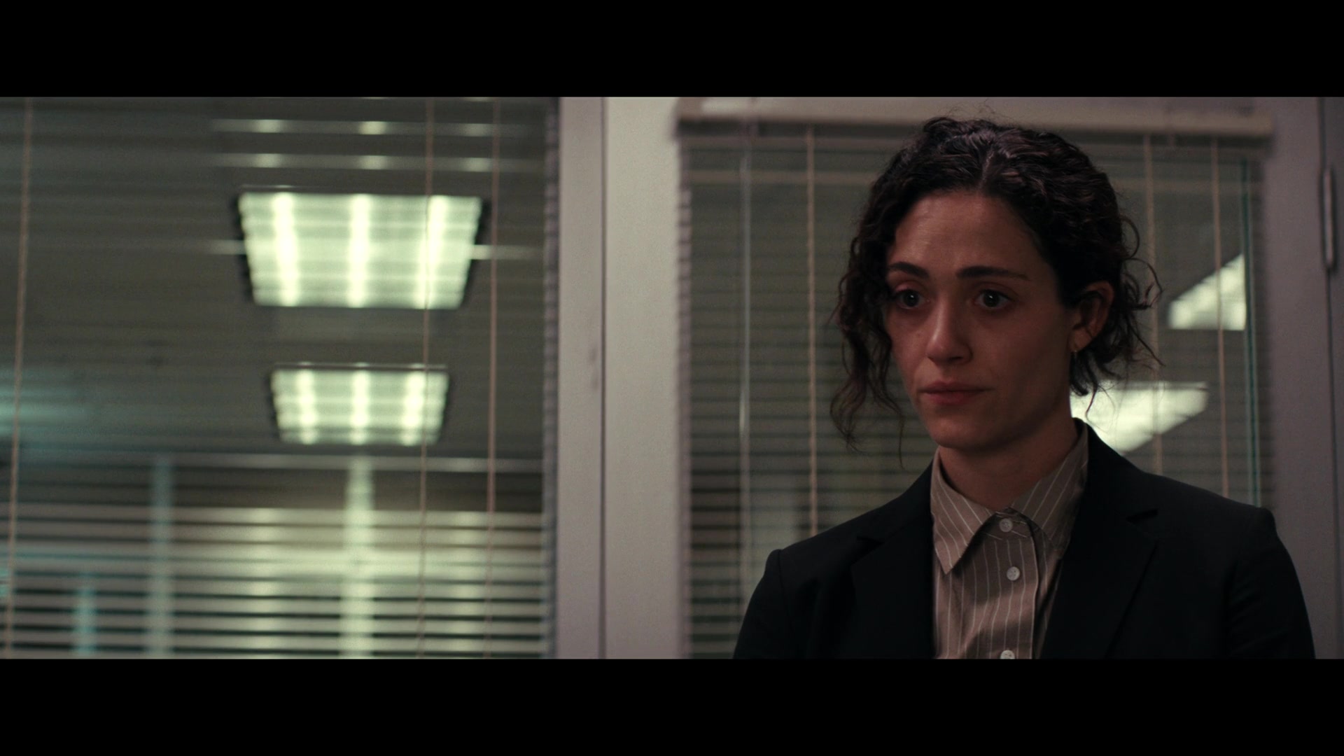 Furious_S01E02_My_Life_Had_Stood_A_Loaded_Gun_1080p_ERW_002718.jpg