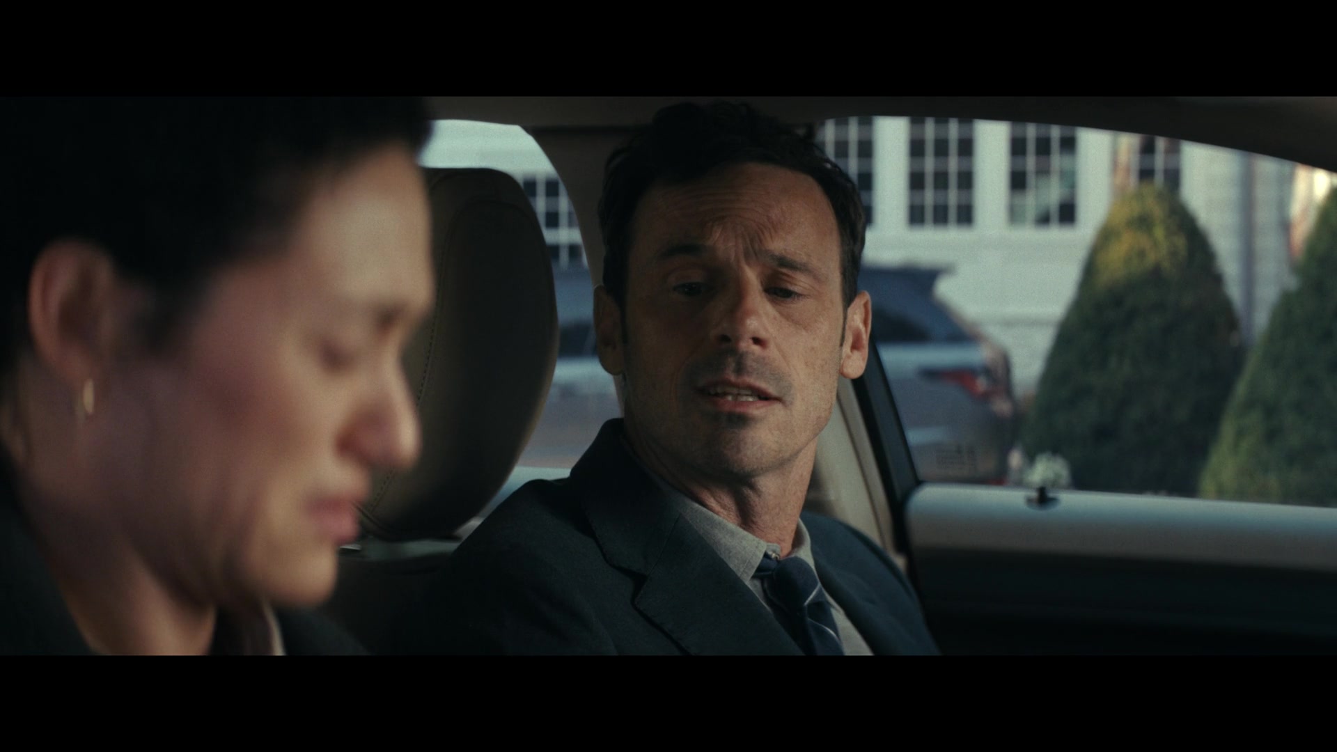 Furious_S01E02_My_Life_Had_Stood_A_Loaded_Gun_1080p_ERW_003331.jpg