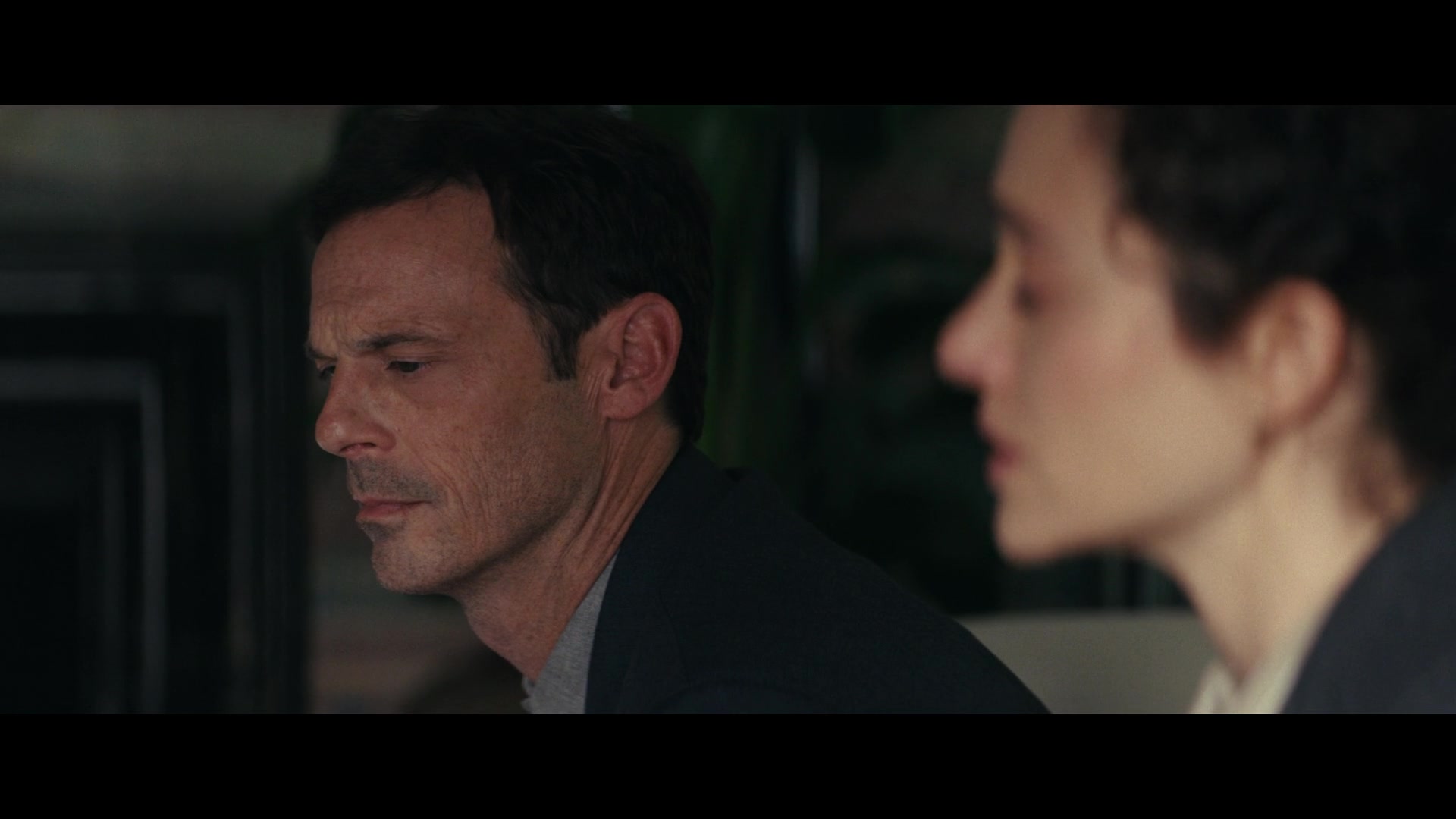 Furious_S01E02_My_Life_Had_Stood_A_Loaded_Gun_1080p_ERW_003432.jpg