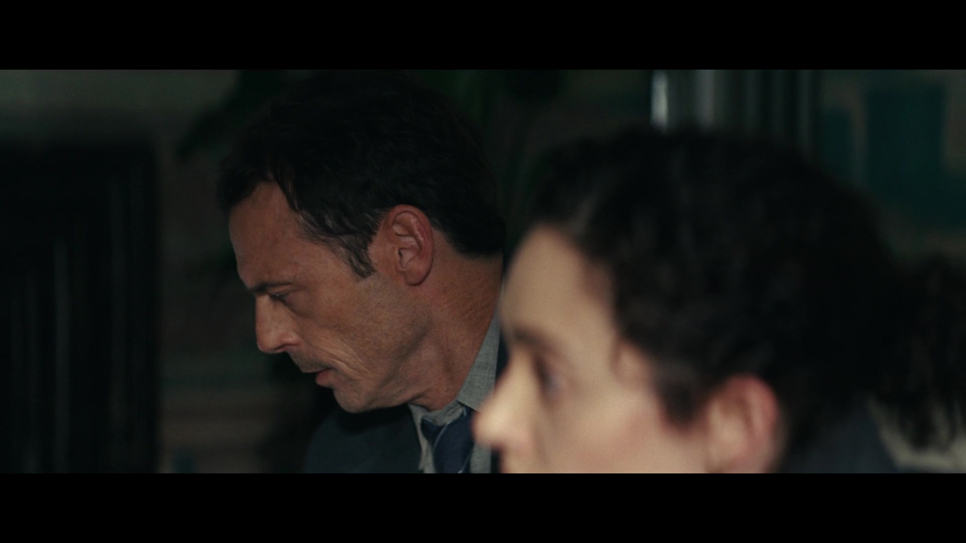 Furious_S01E02_My_Life_Had_Stood_A_Loaded_Gun_1080p_ERW_003687.jpg