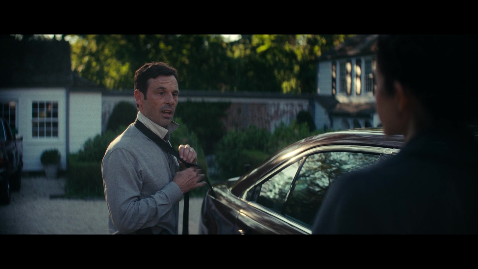 Furious_S01E02_My_Life_Had_Stood_A_Loaded_Gun_1080p_ERW_003912.jpg