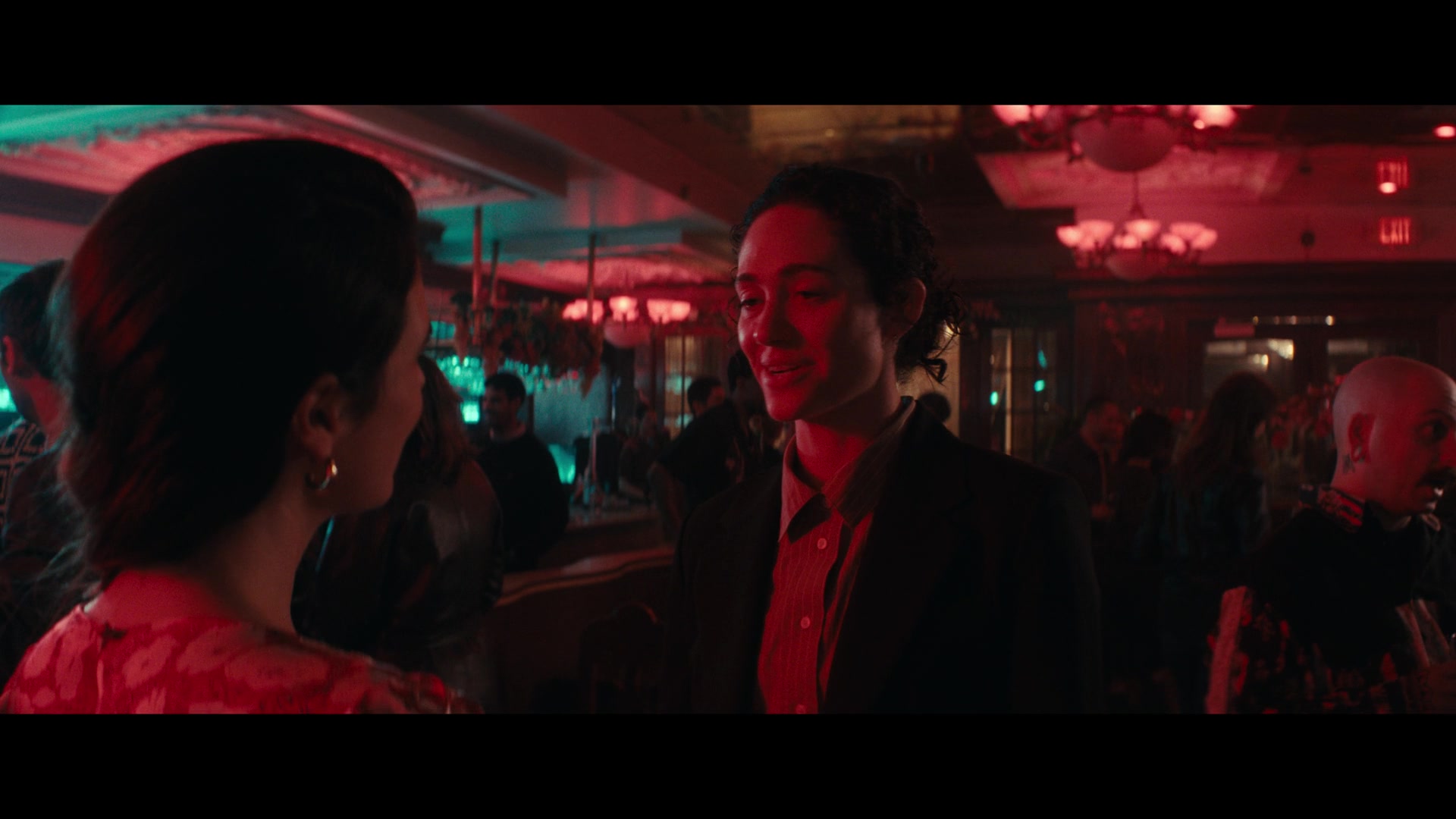 Furious_S01E02_My_Life_Had_Stood_A_Loaded_Gun_1080p_ERW_004035.jpg