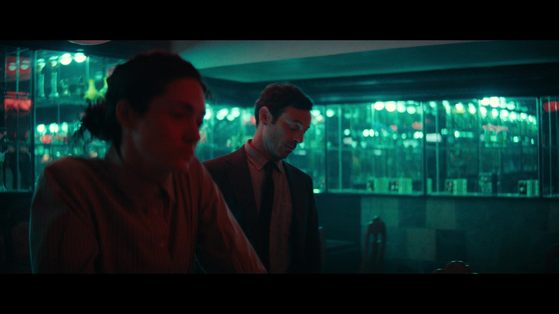 Furious_S01E02_My_Life_Had_Stood_A_Loaded_Gun_1080p_ERW_004563.jpg