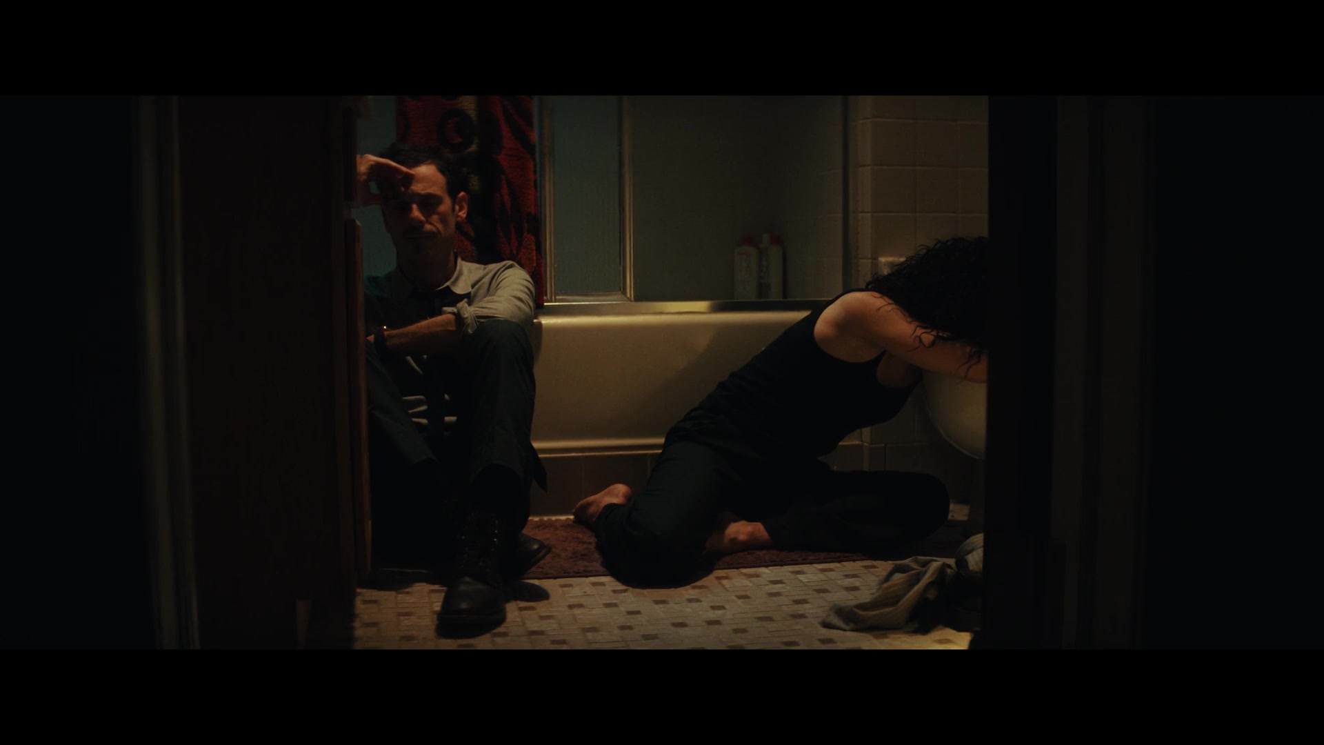 Furious_S01E02_My_Life_Had_Stood_A_Loaded_Gun_1080p_ERW_005179.jpg