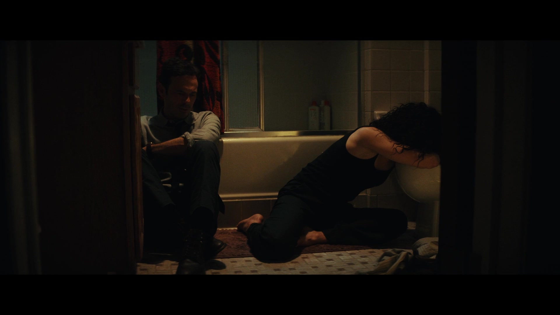Furious_S01E02_My_Life_Had_Stood_A_Loaded_Gun_1080p_ERW_005207.jpg