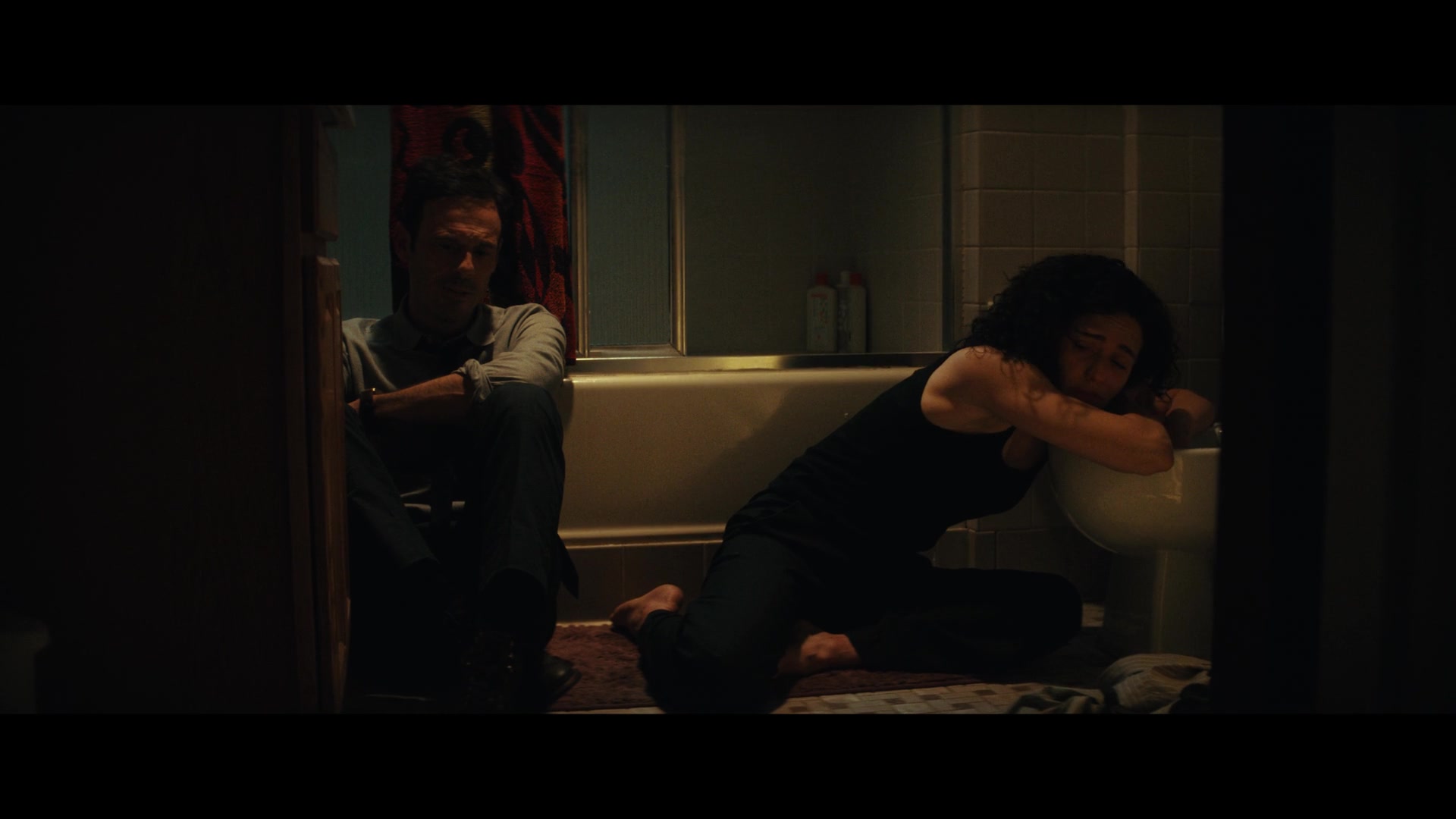 Furious_S01E02_My_Life_Had_Stood_A_Loaded_Gun_1080p_ERW_005232.jpg