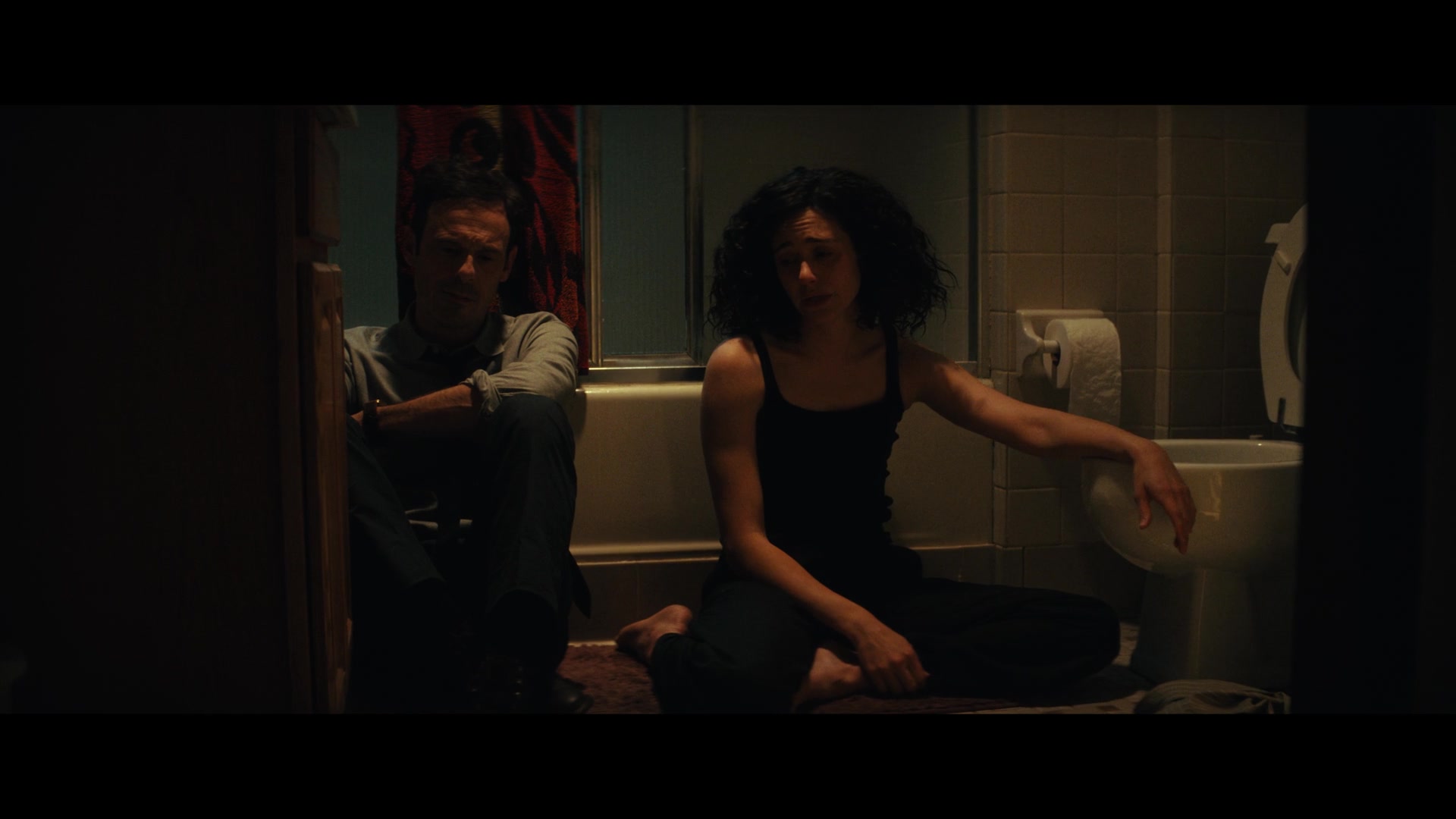 Furious_S01E02_My_Life_Had_Stood_A_Loaded_Gun_1080p_ERW_005246.jpg