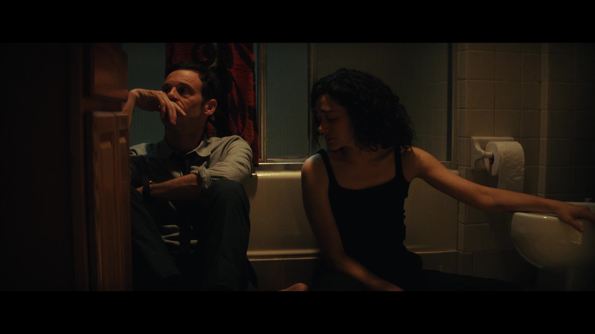 Furious_S01E02_My_Life_Had_Stood_A_Loaded_Gun_1080p_ERW_005326.jpg