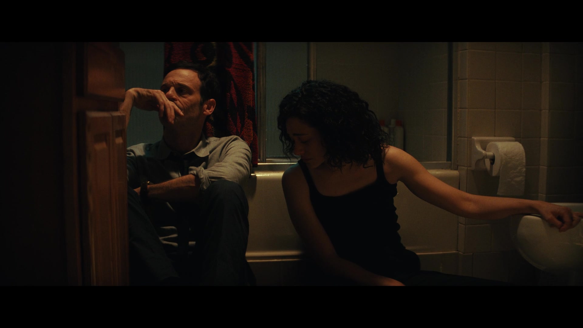 Furious_S01E02_My_Life_Had_Stood_A_Loaded_Gun_1080p_ERW_005338.jpg