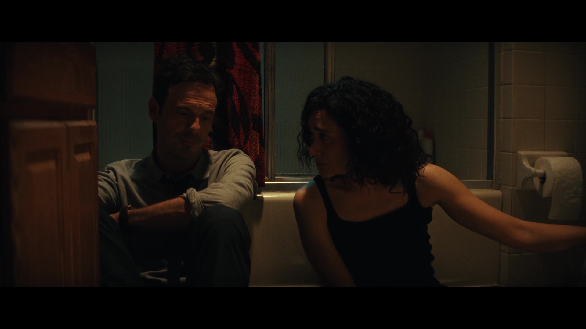 Furious_S01E02_My_Life_Had_Stood_A_Loaded_Gun_1080p_ERW_005385.jpg