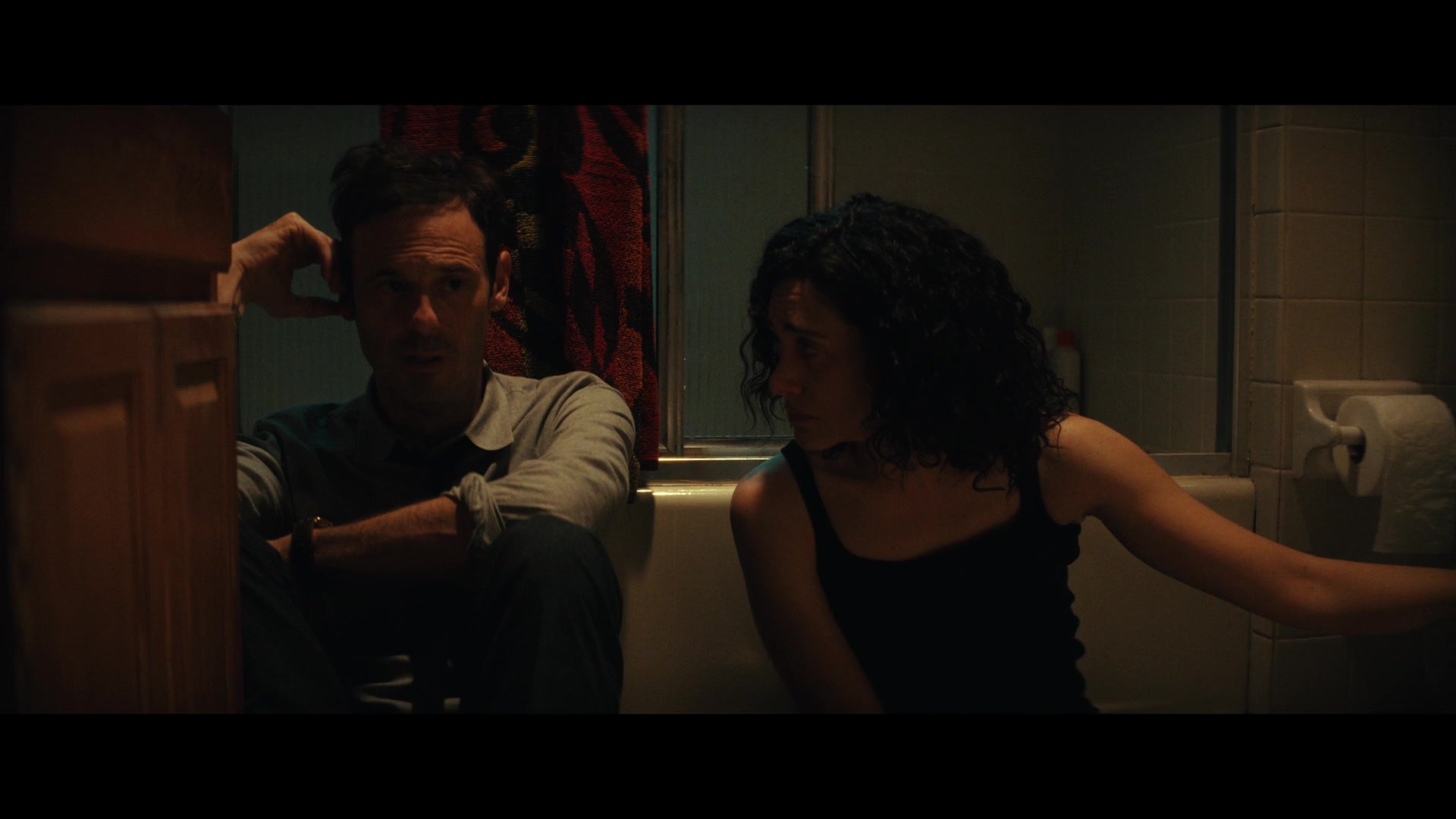 Furious_S01E02_My_Life_Had_Stood_A_Loaded_Gun_1080p_ERW_005389.jpg
