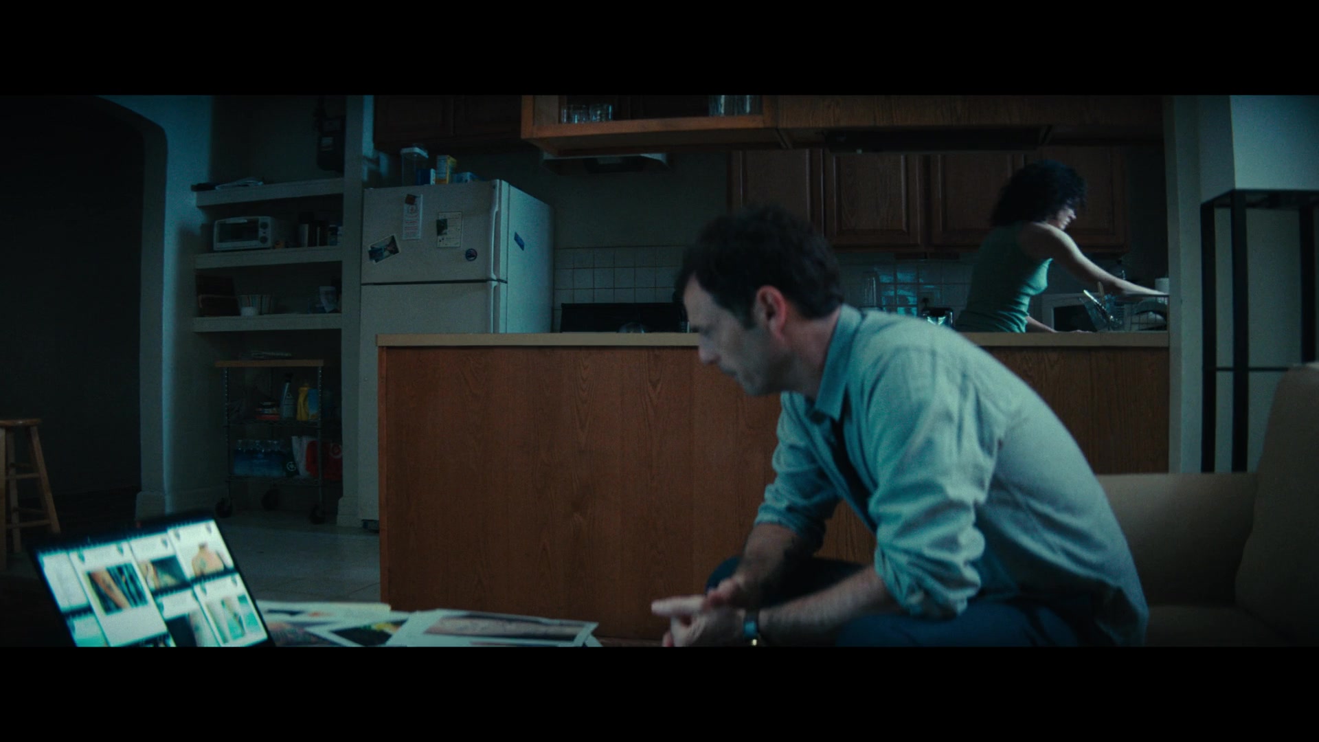 Furious_S01E02_My_Life_Had_Stood_A_Loaded_Gun_1080p_ERW_006182.jpg