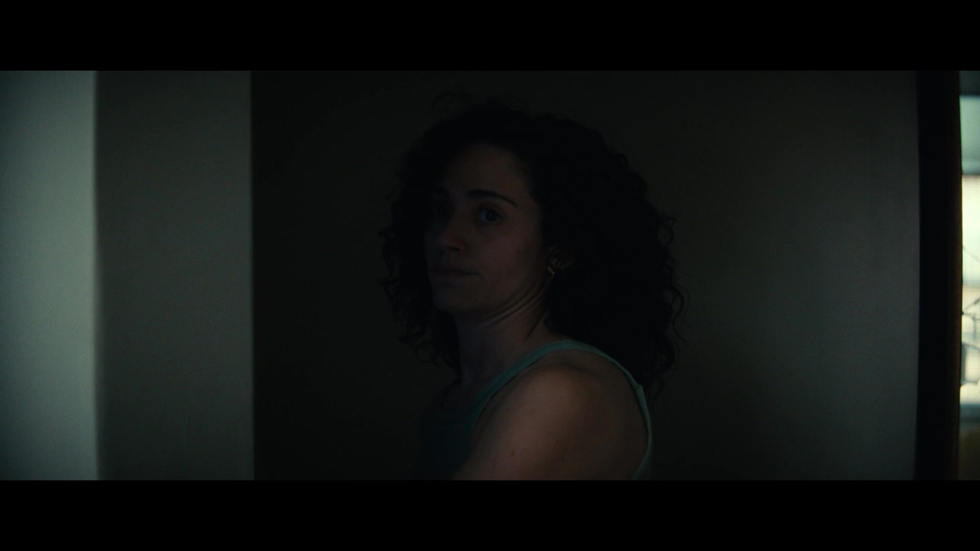 Furious_S01E02_My_Life_Had_Stood_A_Loaded_Gun_1080p_ERW_006255.jpg