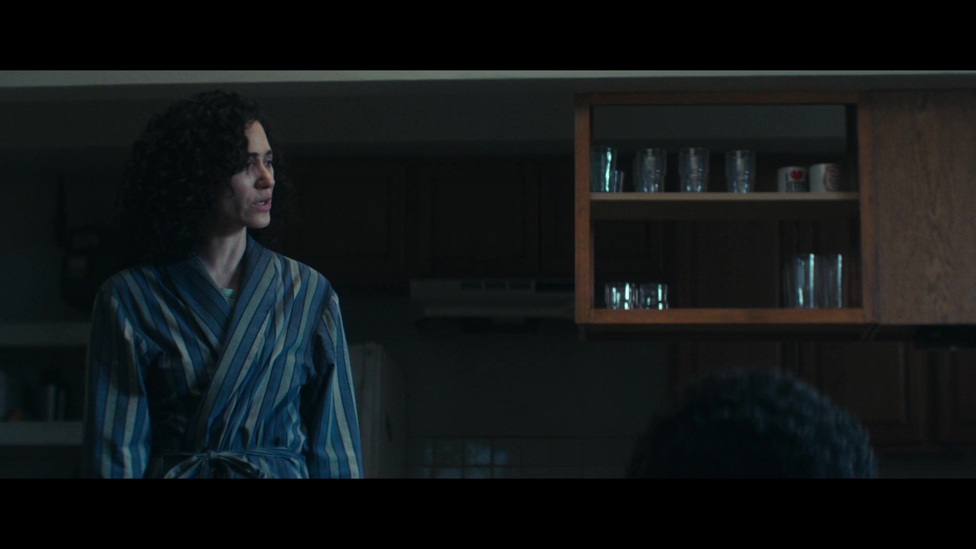 Furious_S01E02_My_Life_Had_Stood_A_Loaded_Gun_1080p_ERW_006339.jpg