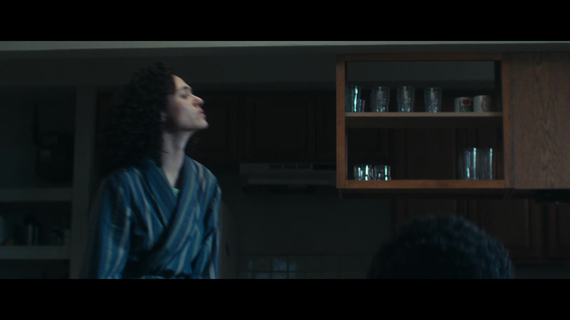 Furious_S01E02_My_Life_Had_Stood_A_Loaded_Gun_1080p_ERW_006341.jpg