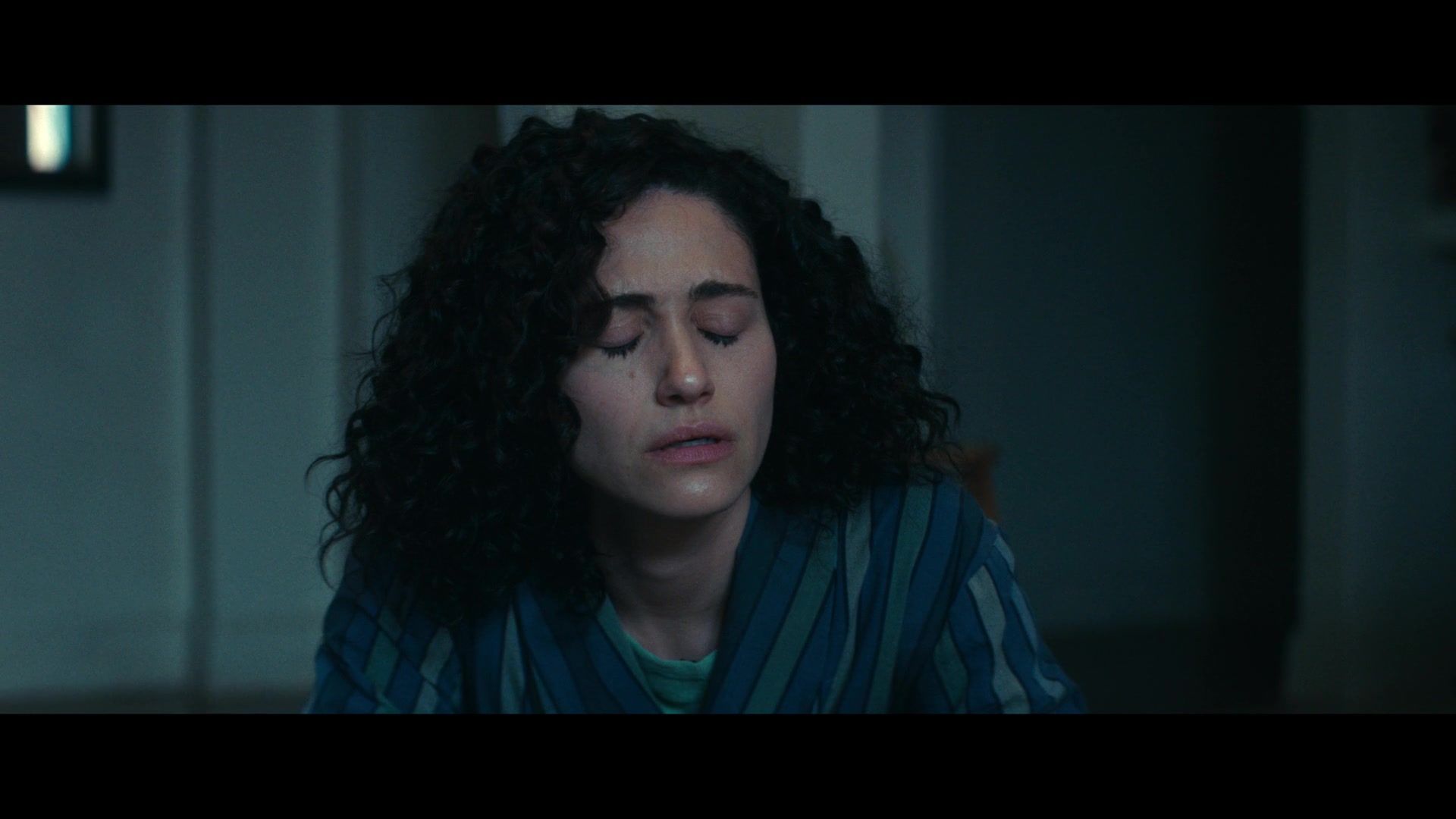 Furious_S01E02_My_Life_Had_Stood_A_Loaded_Gun_1080p_ERW_006373.jpg
