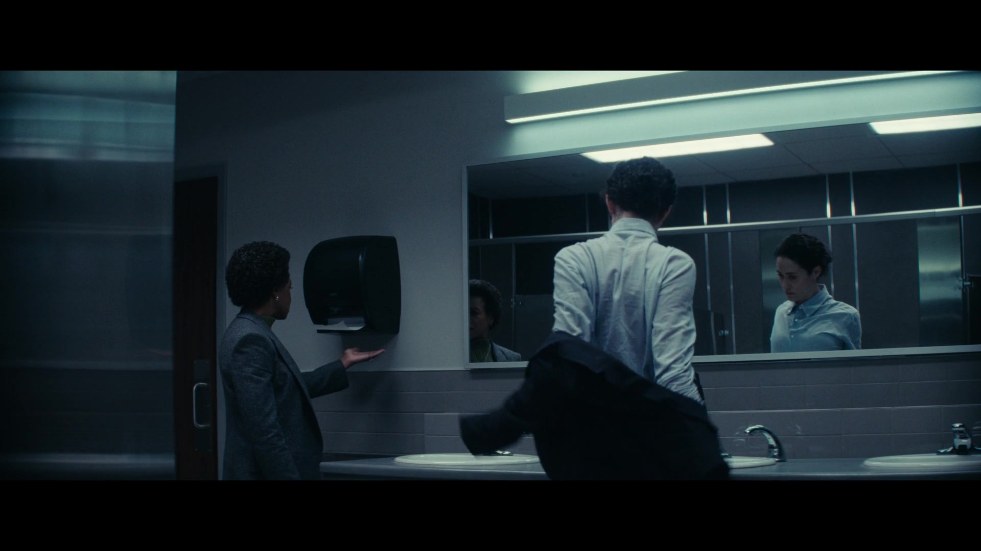 Furious_S01E03_Memory_Distortion_1080p_ERW_004706.jpg