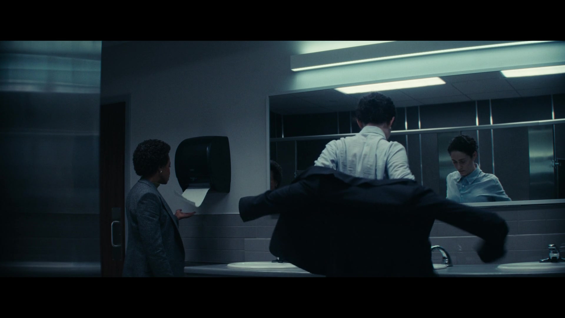 Furious_S01E03_Memory_Distortion_1080p_ERW_004707.jpg