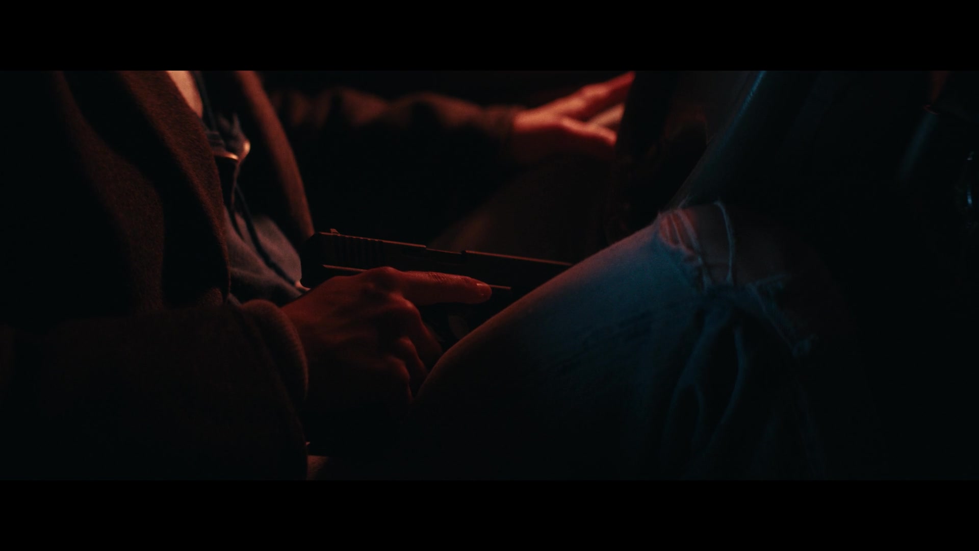 Furious_S01E04_Flash_Flood_1080p_ERW_000315.jpg