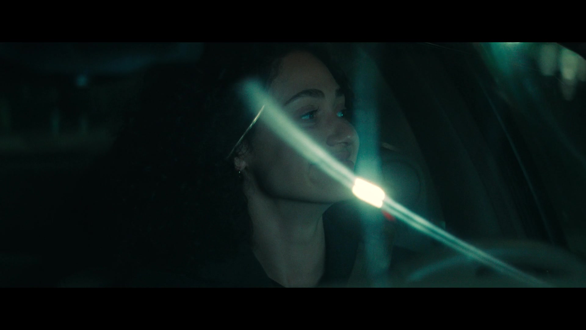 Furious_S01E04_Flash_Flood_1080p_ERW_001342.jpg