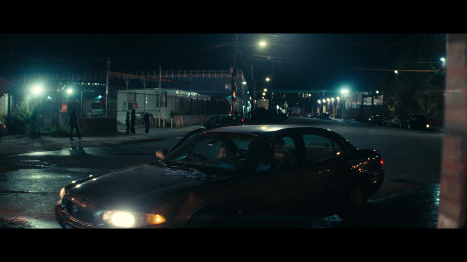 Furious_S01E04_Flash_Flood_1080p_ERW_001696.jpg