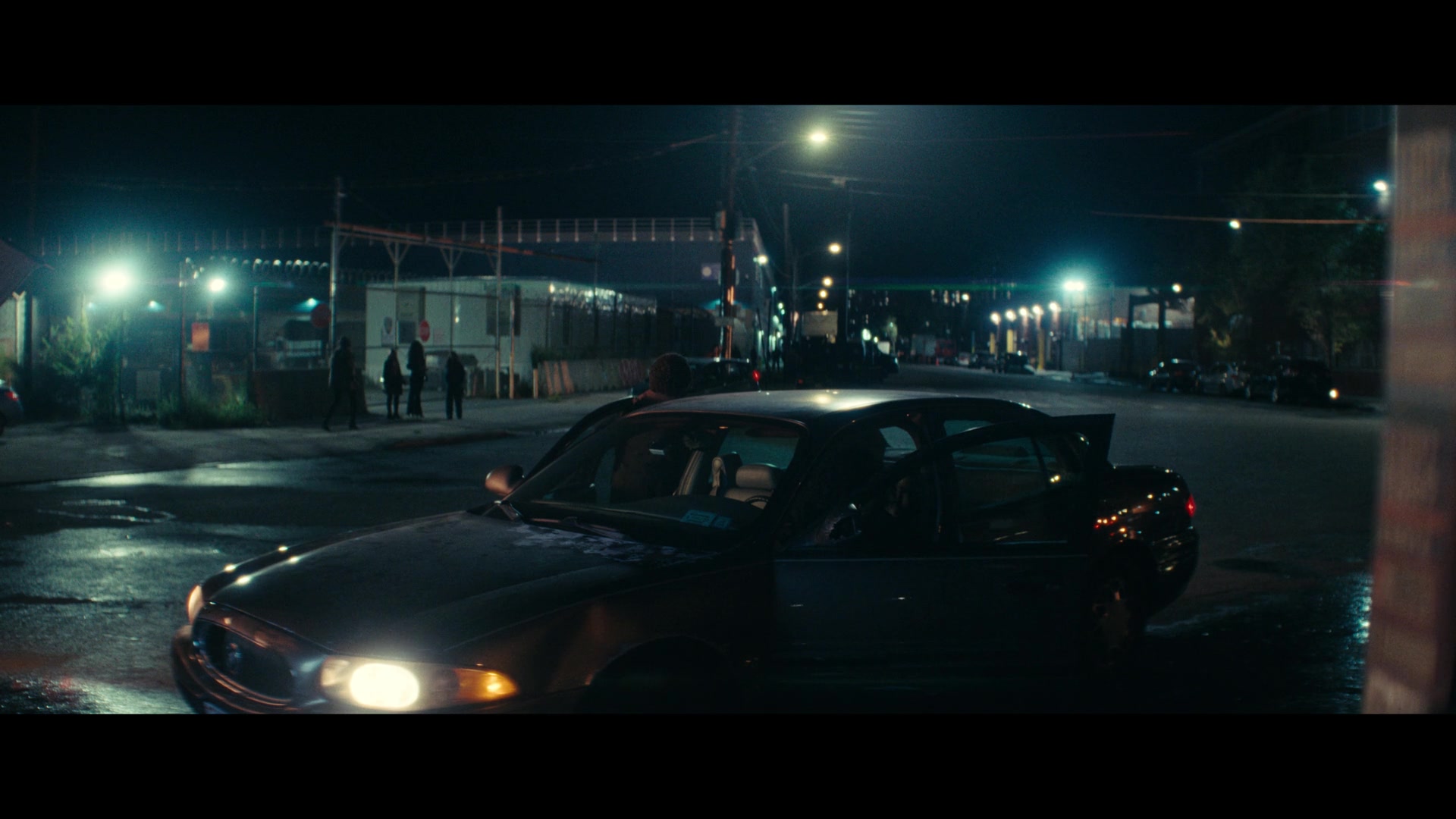 Furious_S01E04_Flash_Flood_1080p_ERW_001704.jpg