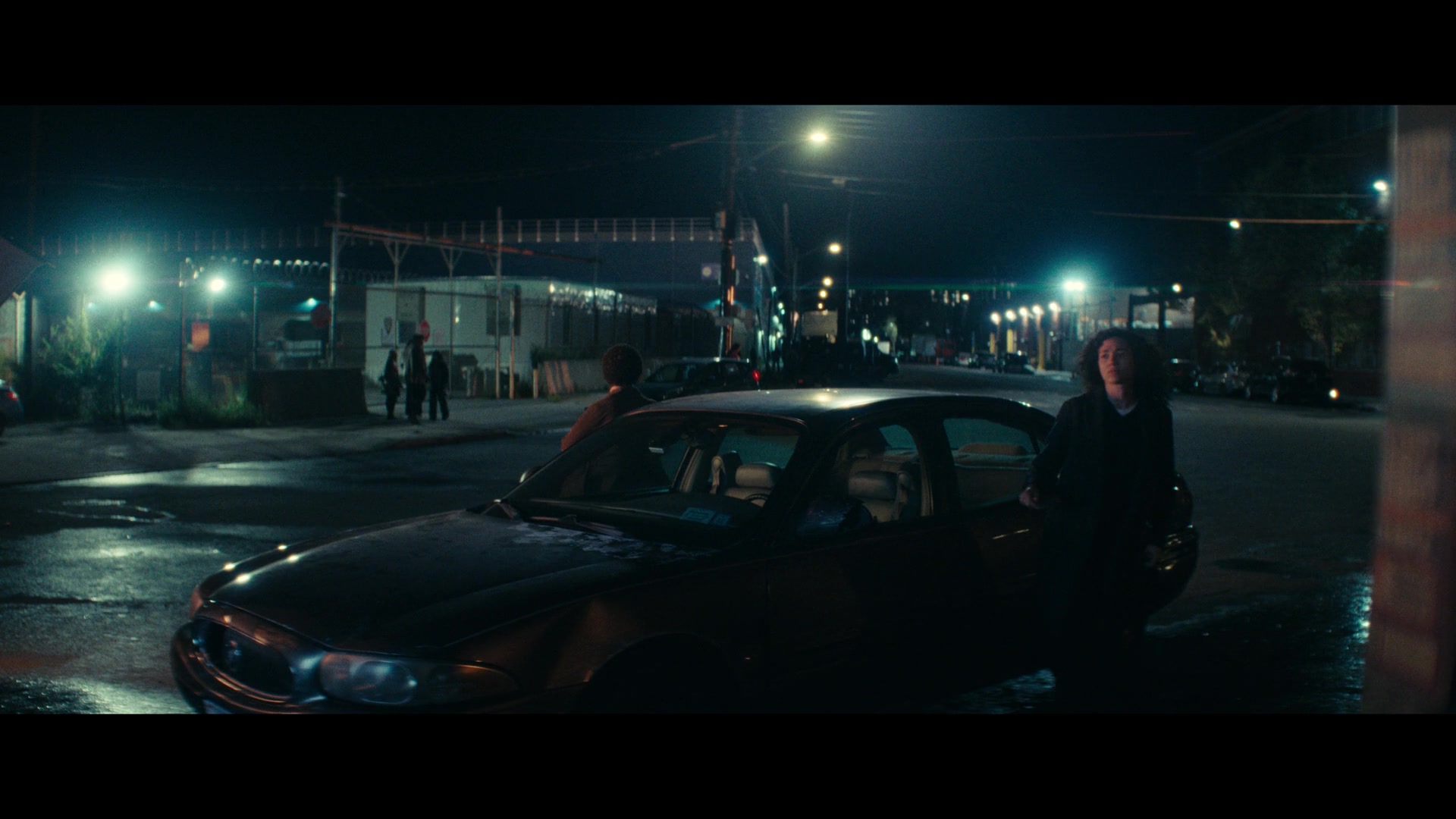 Furious_S01E04_Flash_Flood_1080p_ERW_001710.jpg