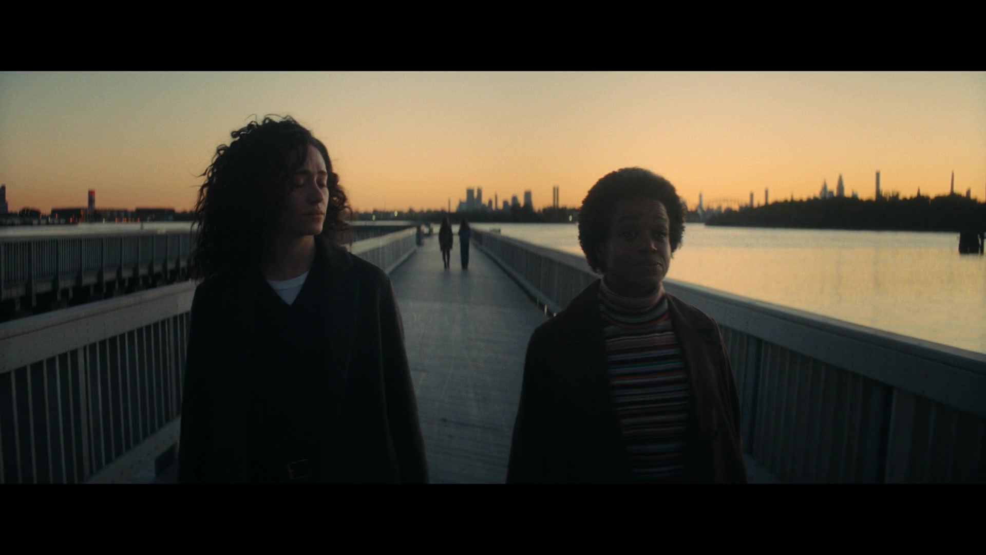 Furious_S01E04_Flash_Flood_1080p_ERW_001809.jpg