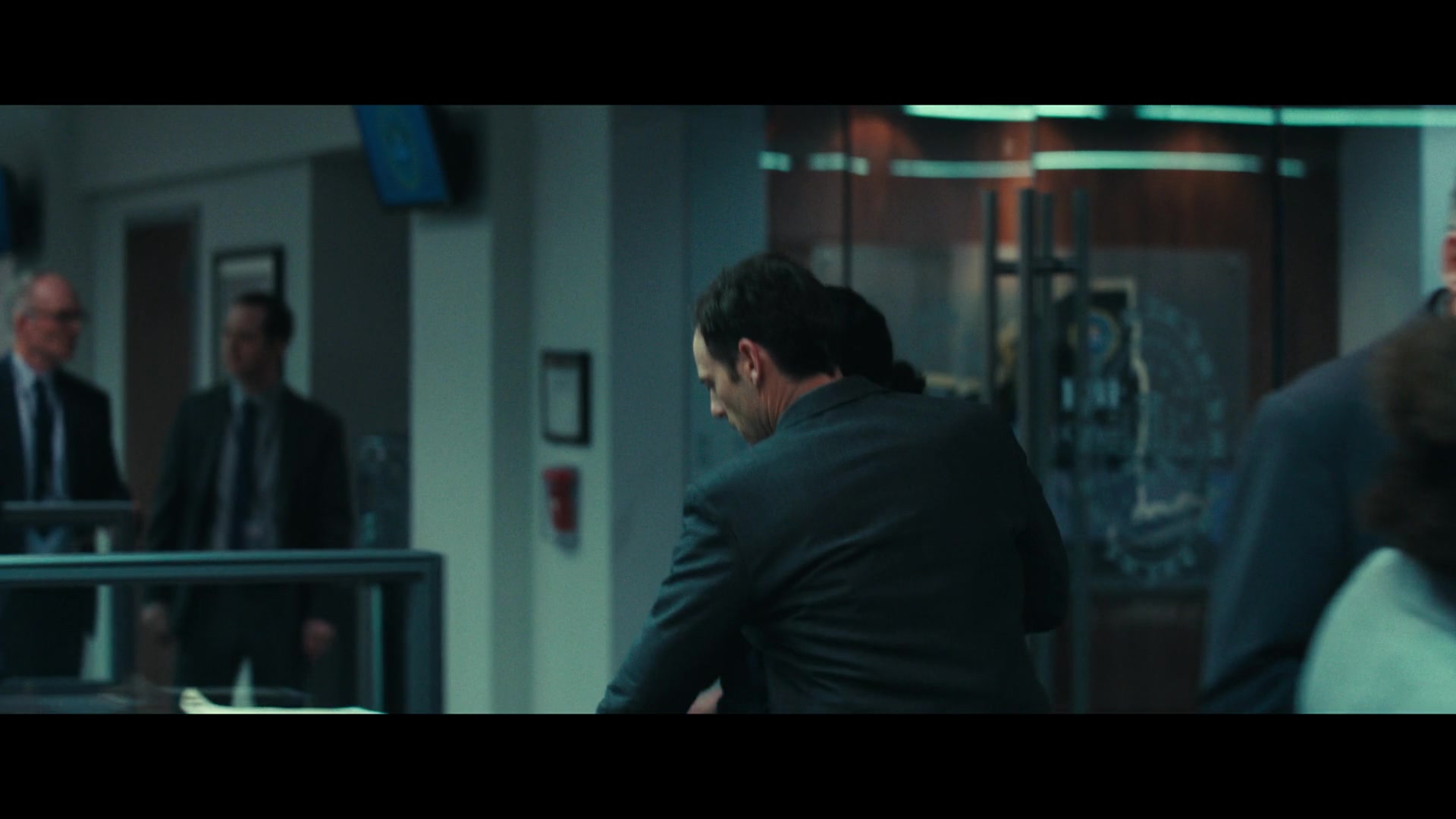 Furious_S01E04_Flash_Flood_1080p_ERW_002974.jpg