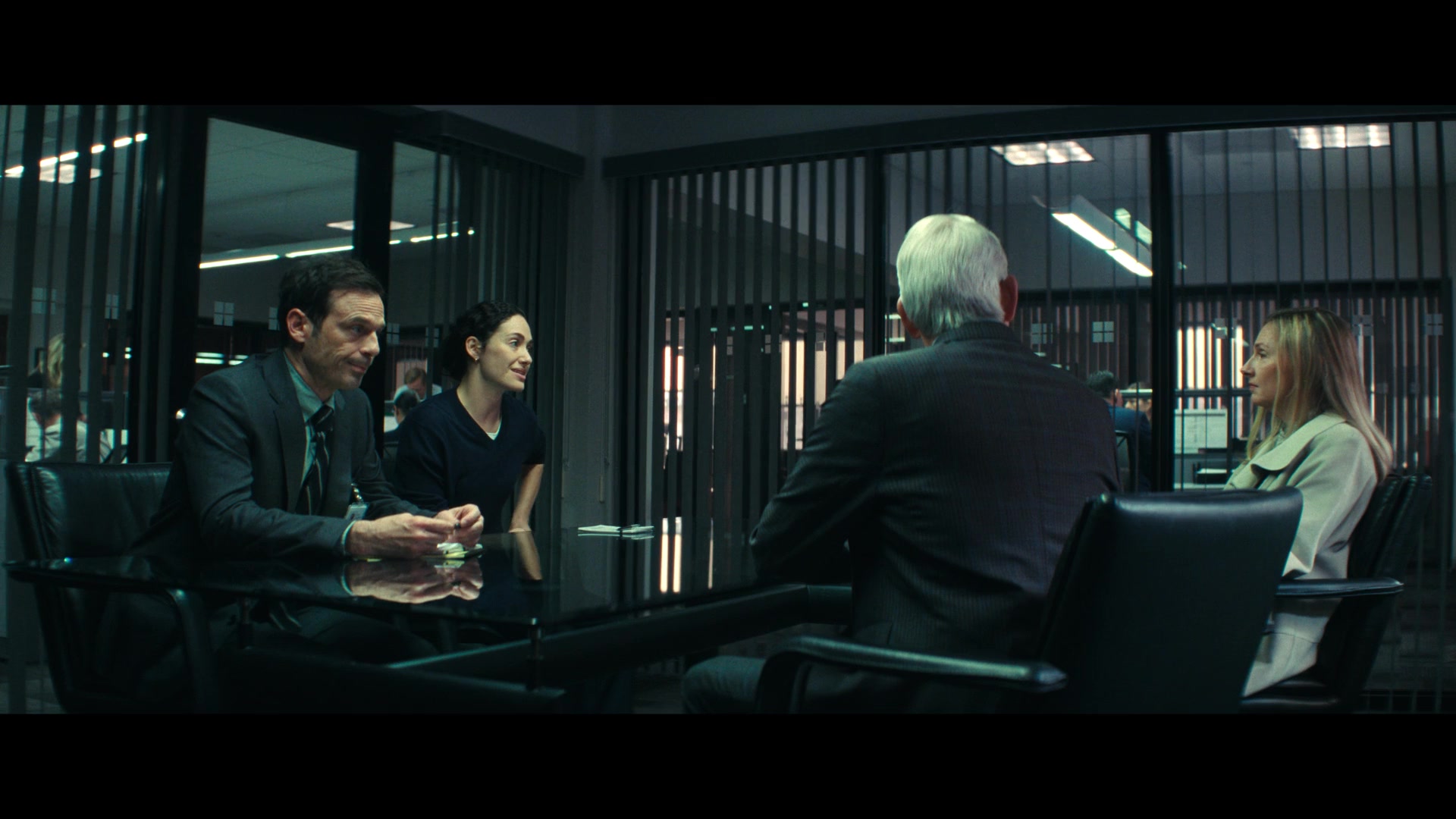 Furious_S01E04_Flash_Flood_1080p_ERW_003143.jpg