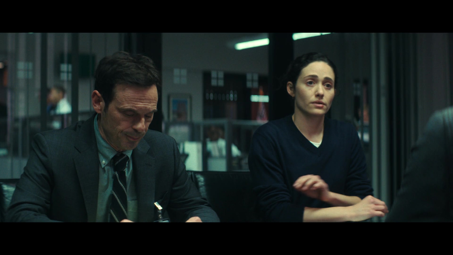 Furious_S01E04_Flash_Flood_1080p_ERW_003169.jpg