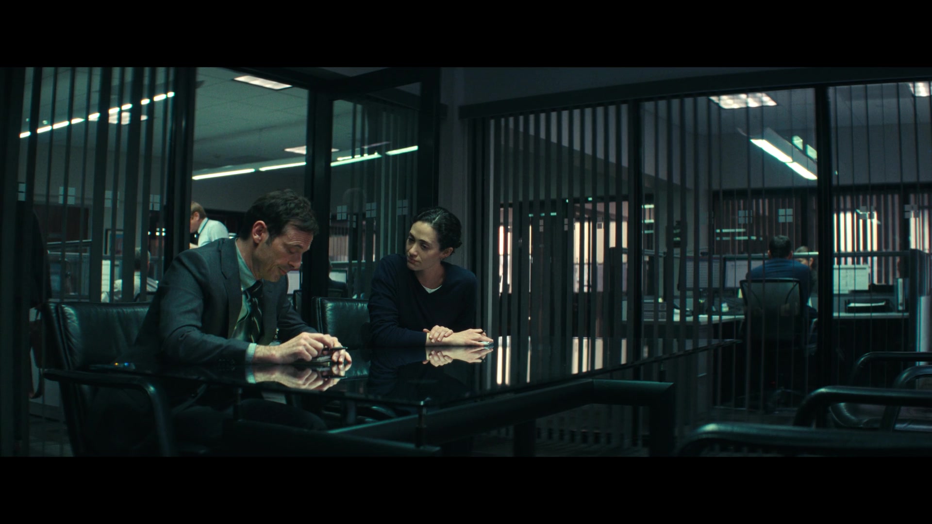 Furious_S01E04_Flash_Flood_1080p_ERW_003660.jpg