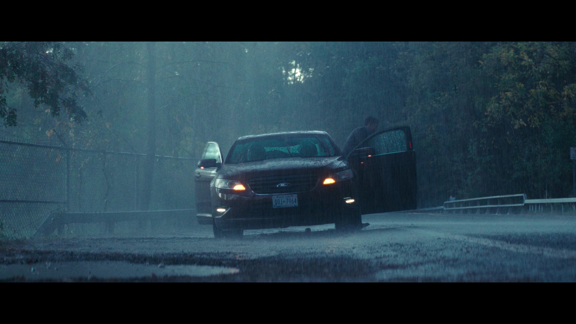 Furious_S01E04_Flash_Flood_1080p_ERW_005856.jpg