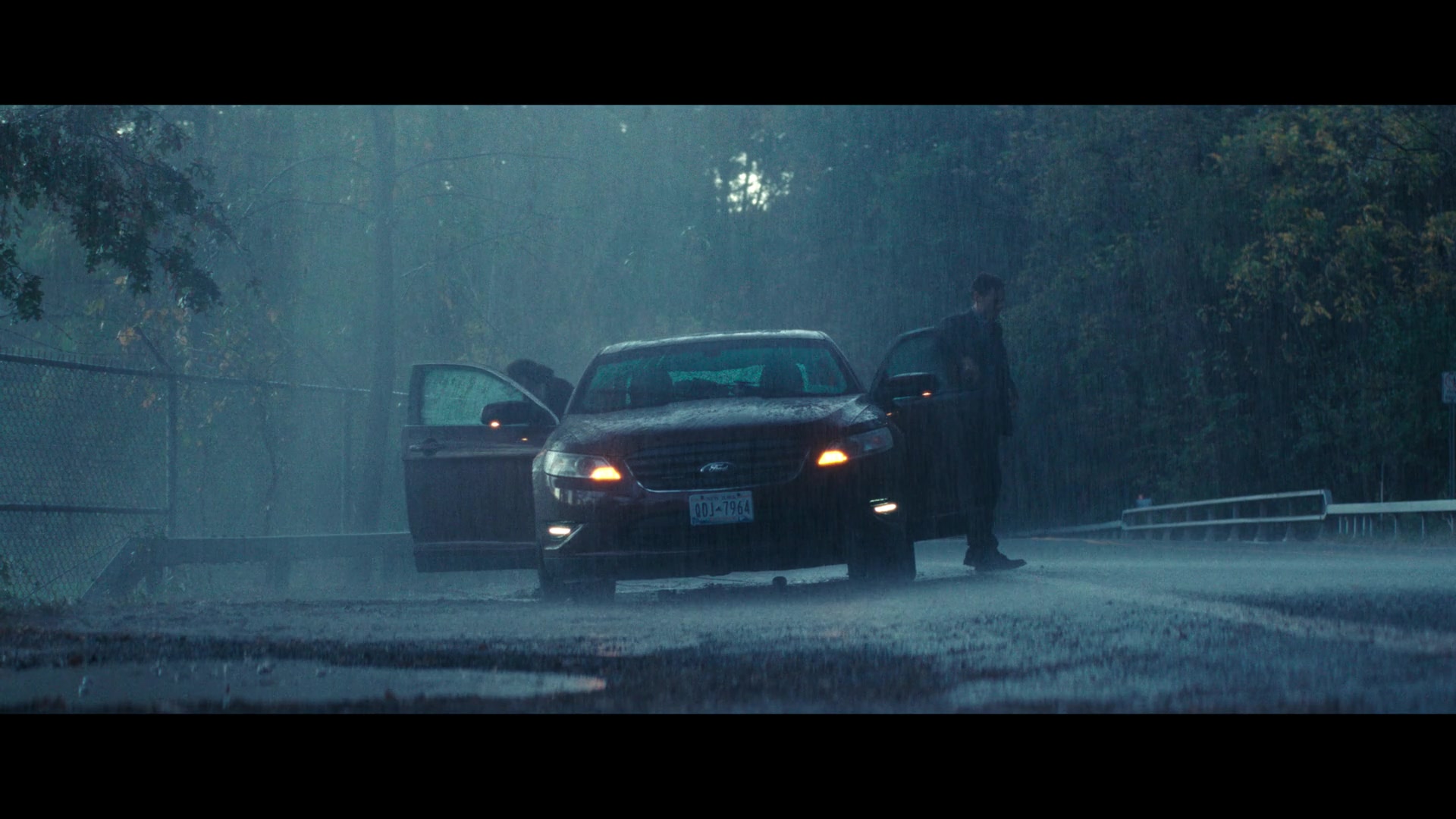 Furious_S01E04_Flash_Flood_1080p_ERW_005858.jpg