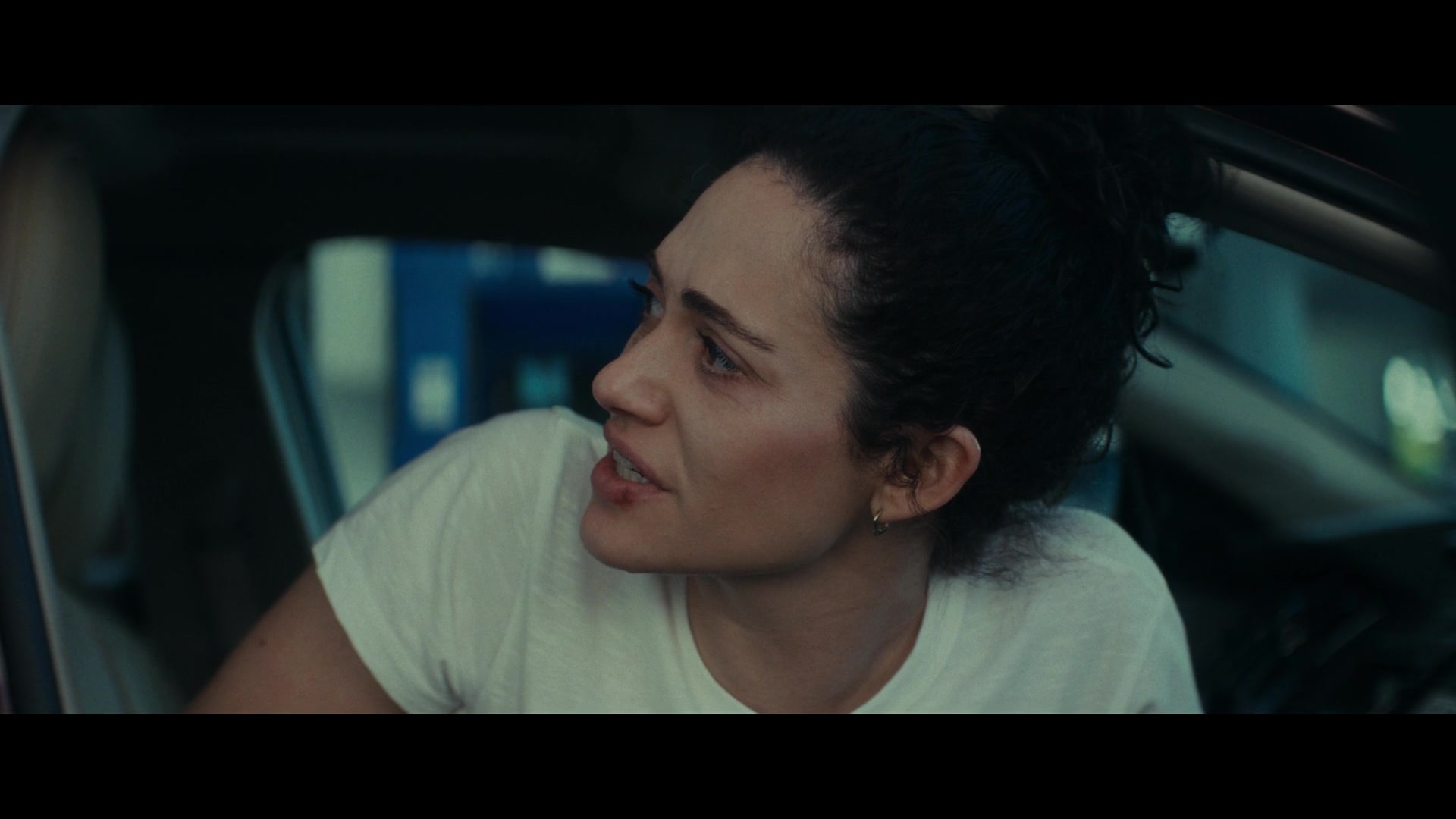 Furious_S01E04_Flash_Flood_1080p_ERW_006822.jpg